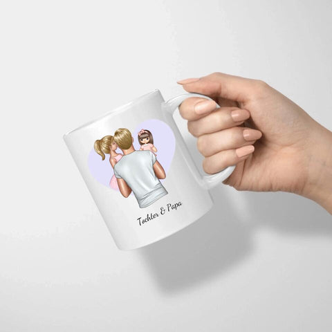 Personalisierte Papa Tasse (Papa mit Tochter und Spielzeug)